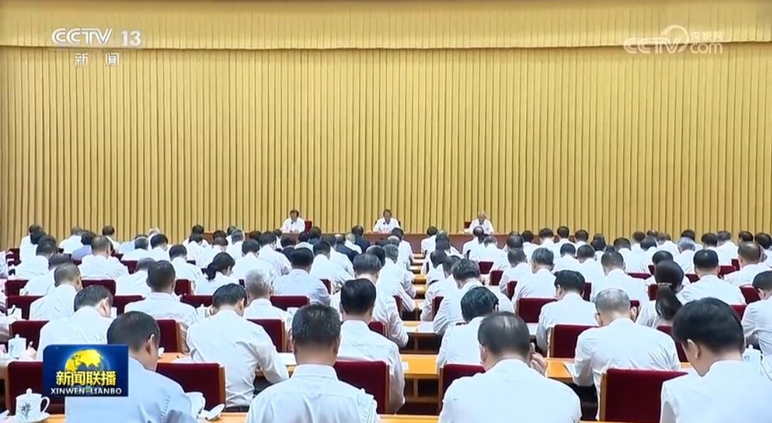习近平就发展先进造作业作出沉要批示